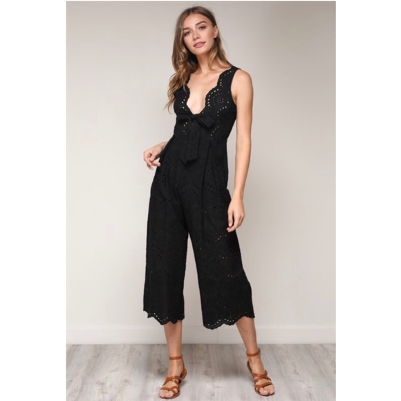 May May’s Eyelet Jumpsuit - Picture 5 of 6